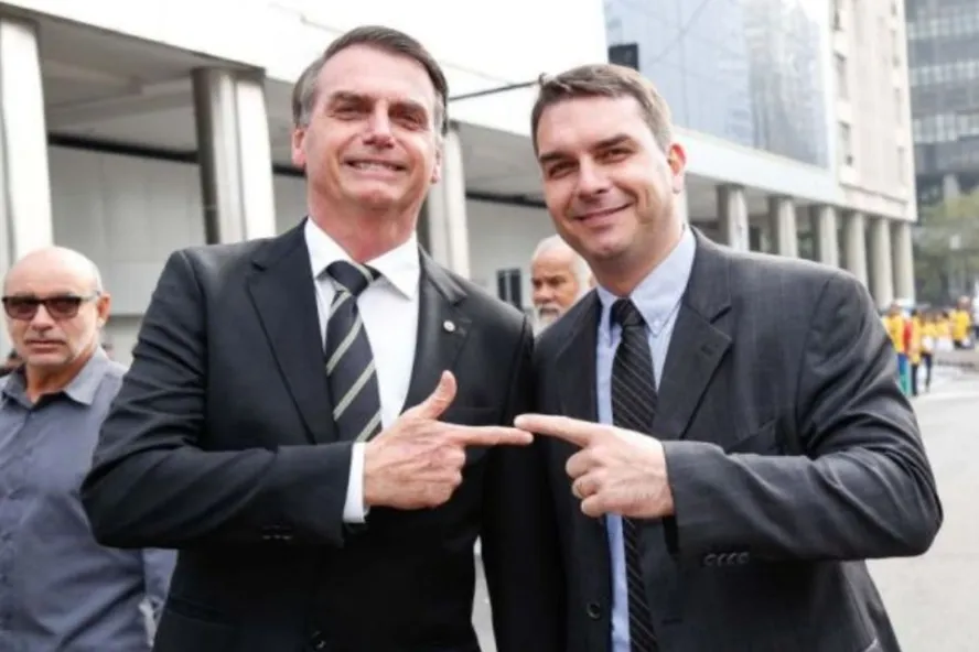
Eleições para prefeito do Rio: Flávio Bolsonaro vem aí?